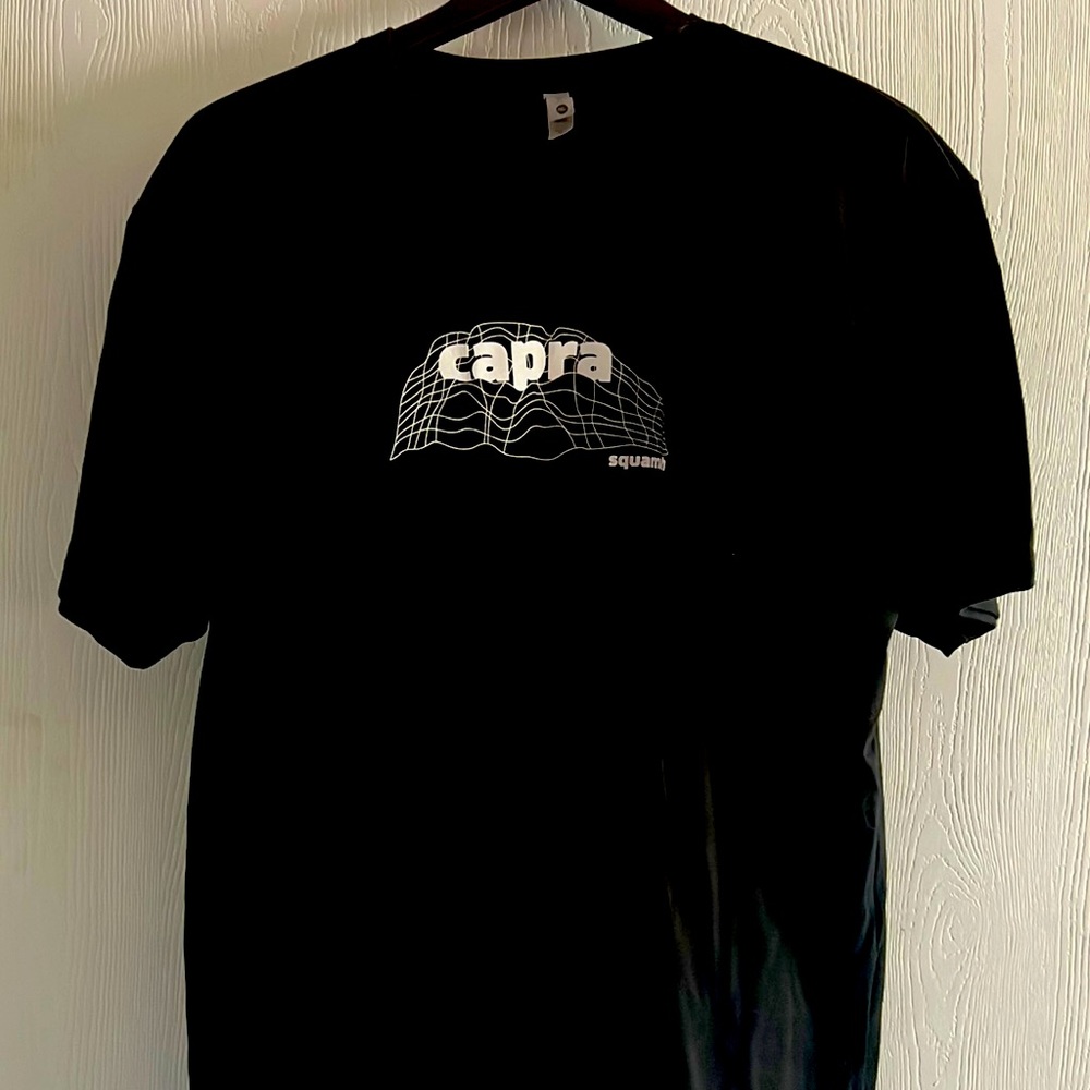 Causal black t-shirt